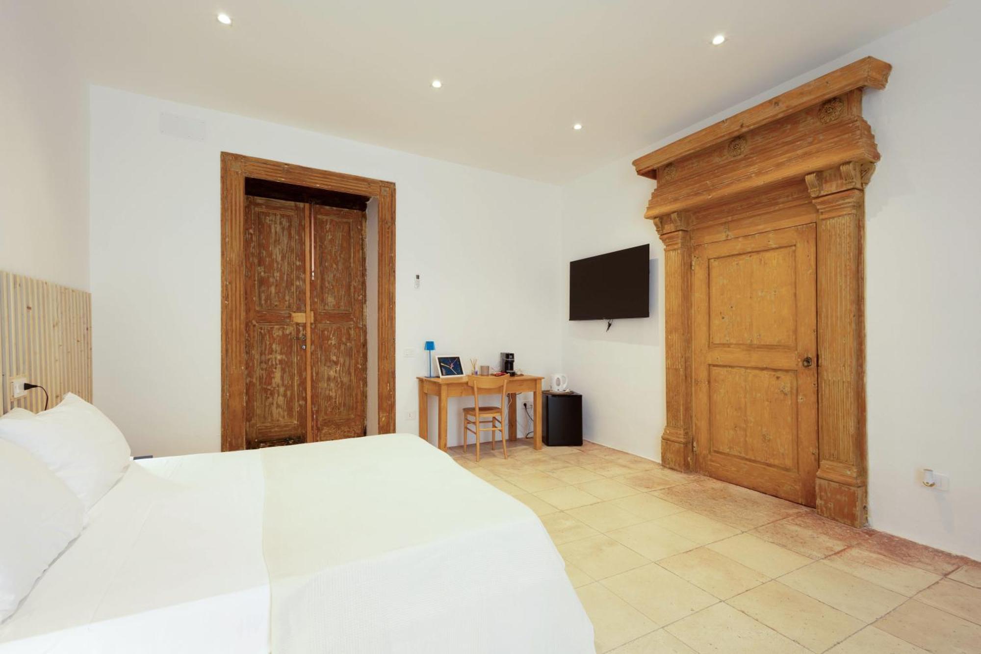 Palazzo Kapece Bed & Breakfast Monopoli Eksteriør bilde