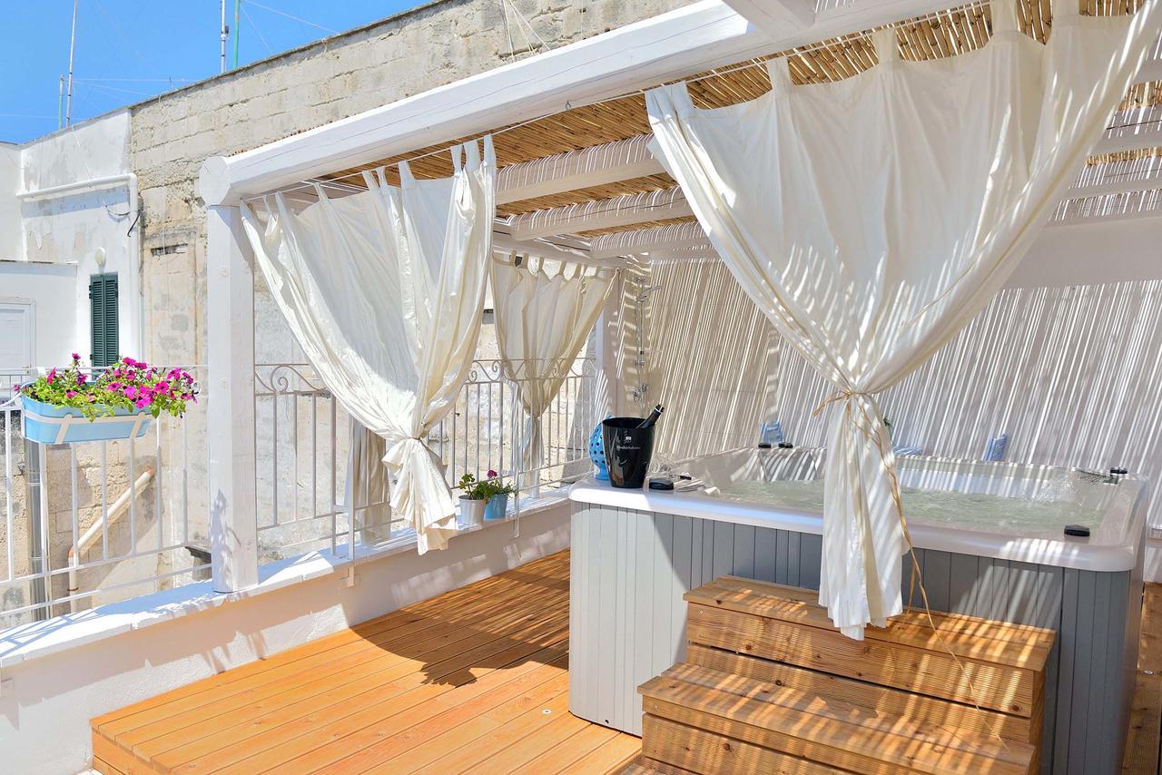 Palazzo Kapece Bed & Breakfast Monopoli Eksteriør bilde