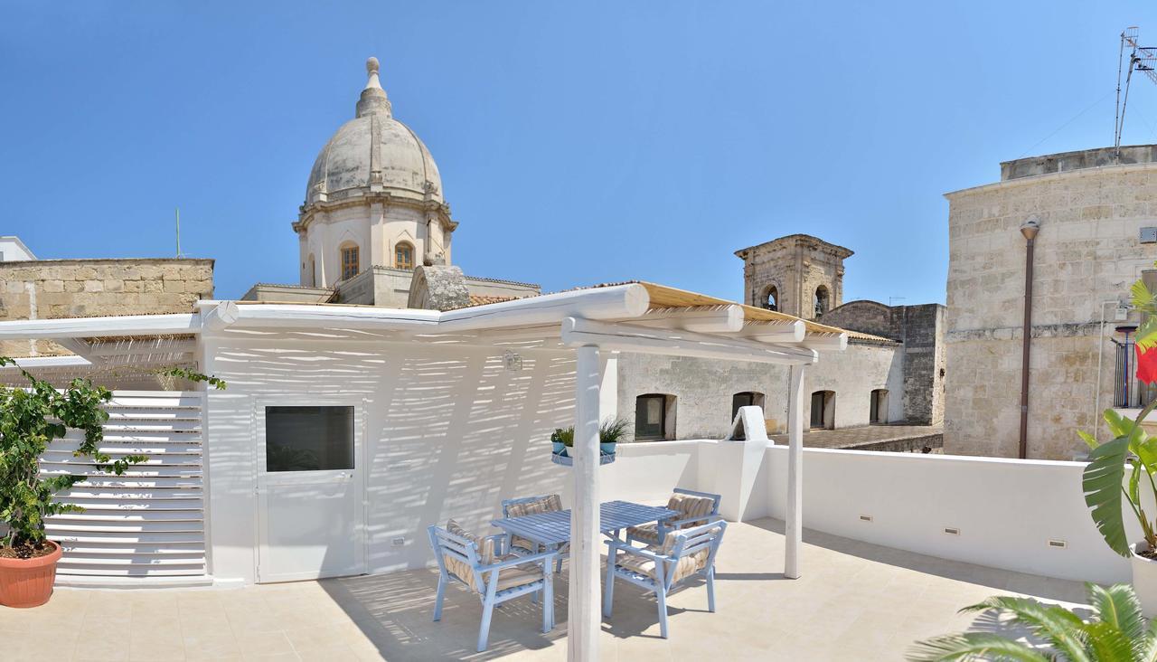 Palazzo Kapece Bed & Breakfast Monopoli Eksteriør bilde